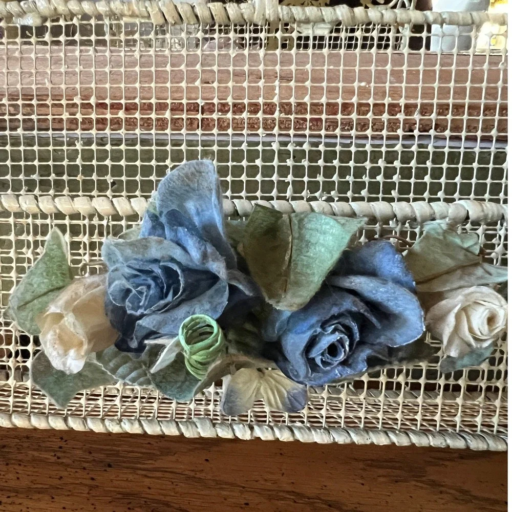 Vintage Cottagecore Cream Wire Wall Basket Heart Rosette Mail Organizer